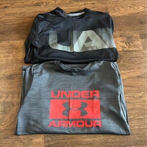 Underarmour long sleeved shirts